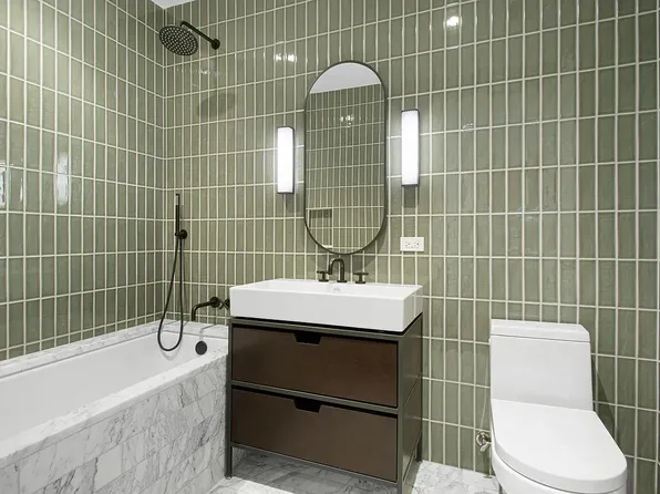 11 Hoyt Street image 4 of 13