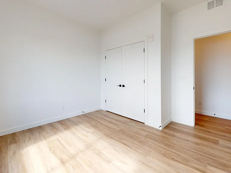 1266 S Sawmill Blvd — Photo 25