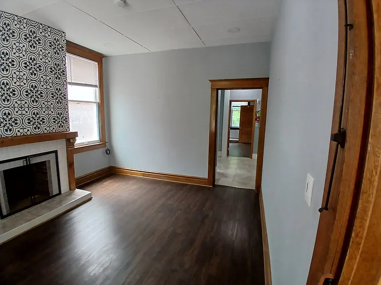 133 Virginia Ave #B — Photo 7