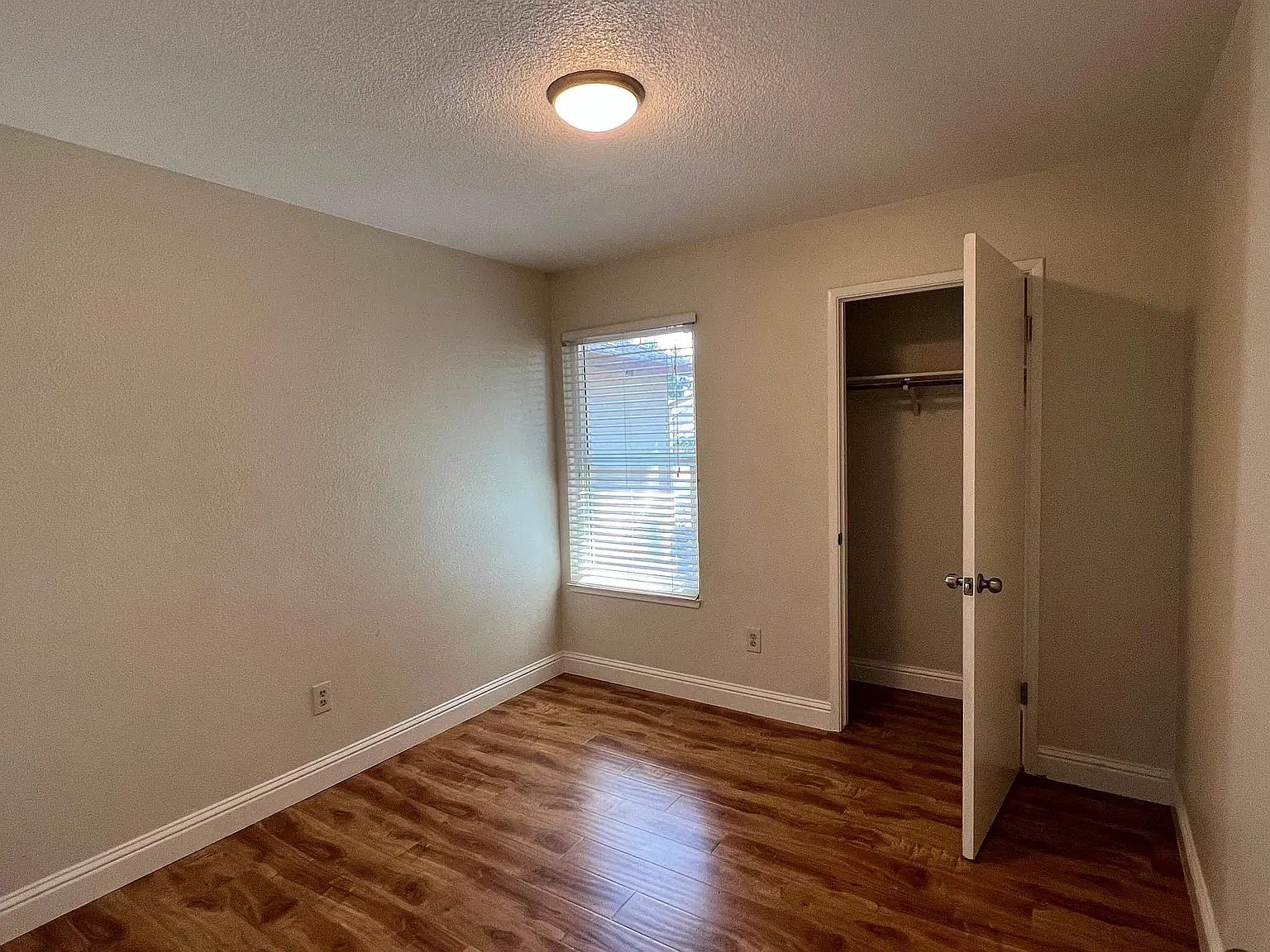 3 bed, 1246 sqft, $2,275 — Photo 4