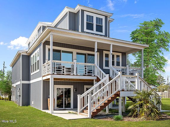 2nd image of 3093 Whichards Beach Road