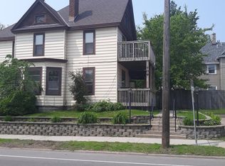 709 Hamline Ave N UNIT LOWR, Saint Paul, MN 55104