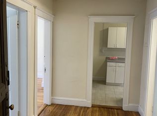 11 Barrows St #2F, Allston, MA 02134