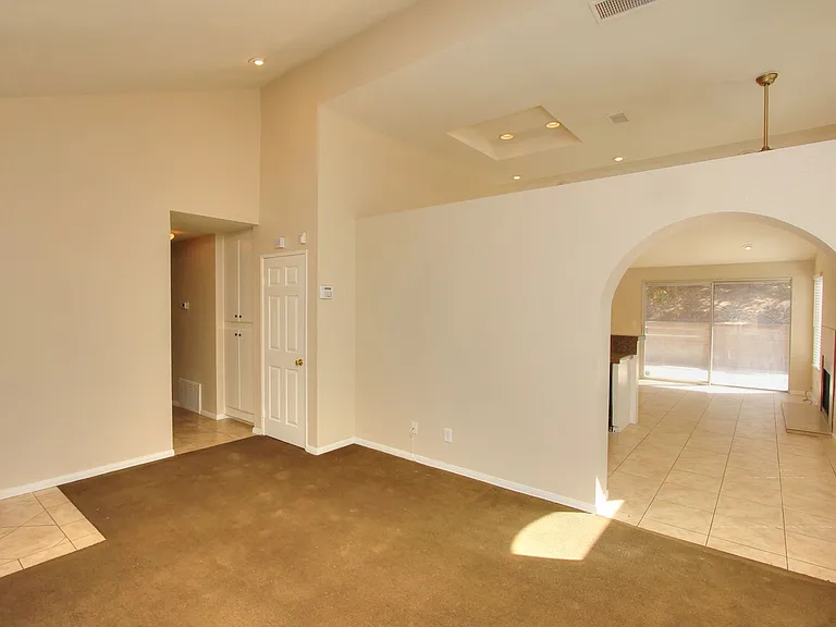 15721 Laguna Ave — Photo 4