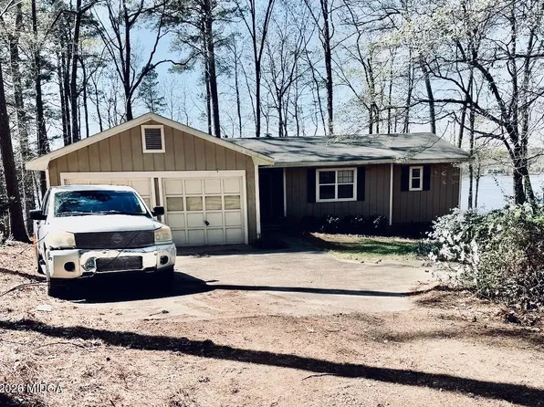 125B Lakemore Dr, Eatonton, GA 31024