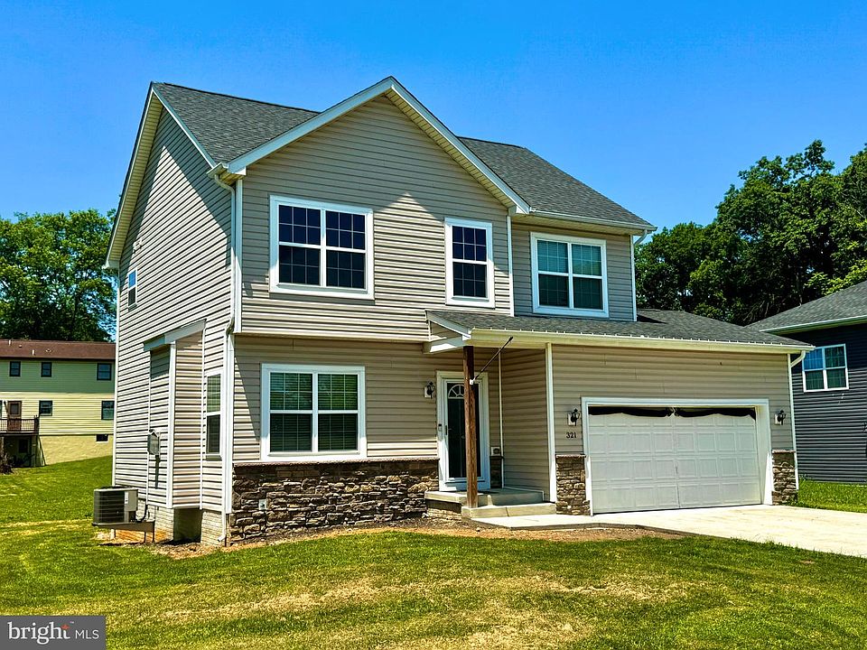 1st image of 321 Coralberry Dr
