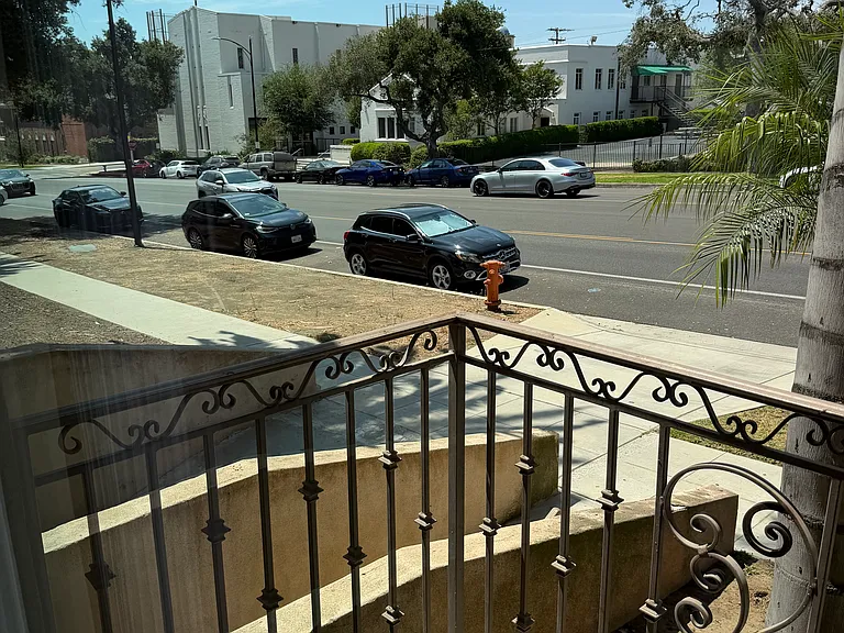 544 E Olive Ave #101 — Photo 25