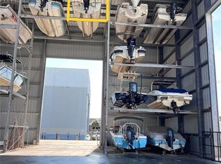 100 Circuit Rd #N-18, Nokomis, FL 34275