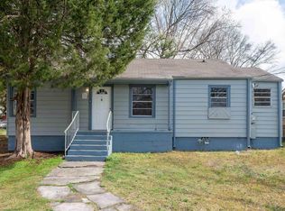 112 9th St, Midfield, AL 35228