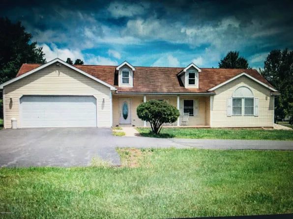 2100 Blytheburn Rd, Mountain Top, PA 18707