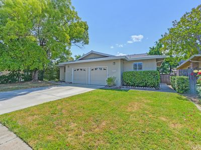 1424 Topaz Way, Sacramento, CA, 95864