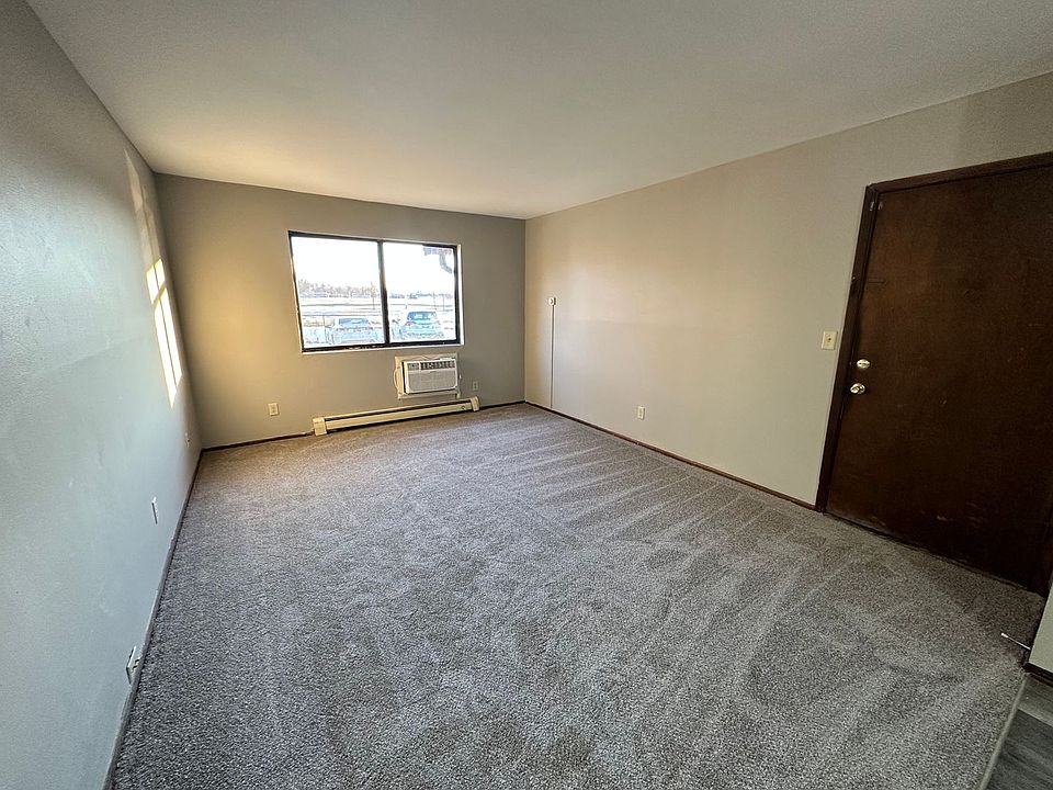 1st image of 333 Coolidge Ave APT 3
