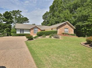 91 Perth Dr, Bella Vista, AR 72715