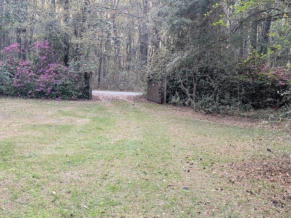 2nd image of 3308 Miller Dr #B