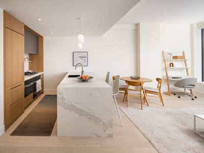 200 E 20th St #3A, New York, NY, 10003