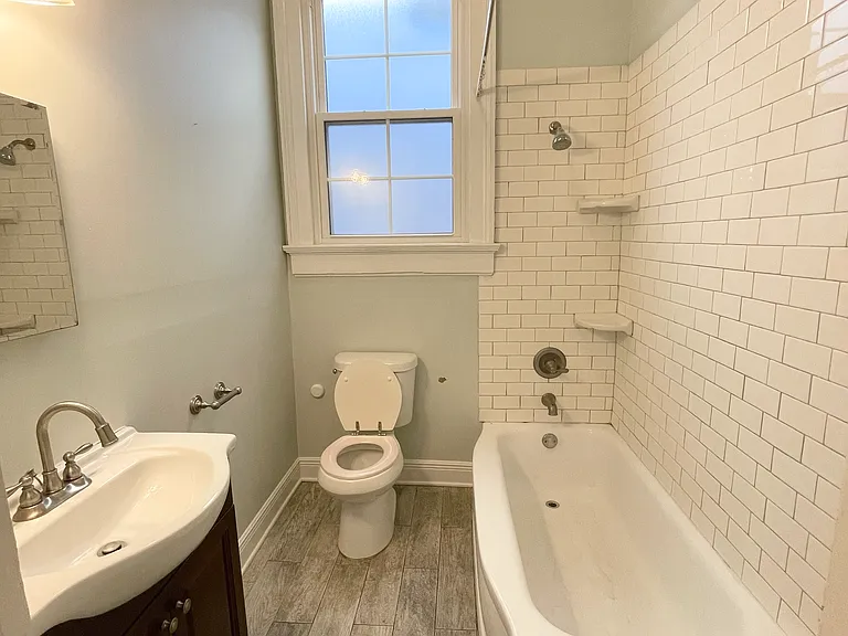 2422 Jena St #2422 — Photo 7