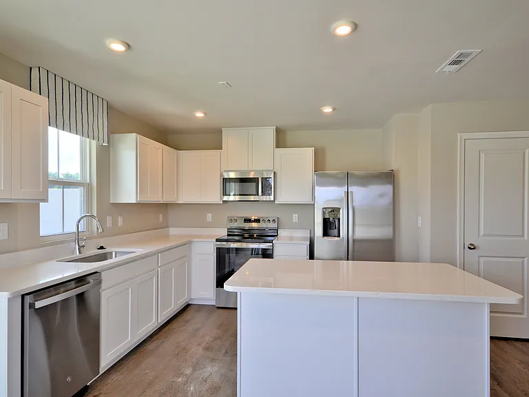 101 Bullpen Ct #F — Photo 18