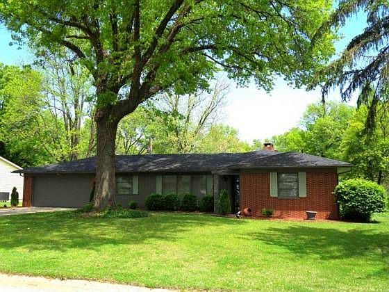 1st image of 424 Nitsche Dr
