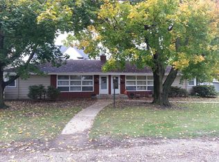 406 E 16th St, Lockport, IL 60441