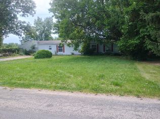 18782 6th Avenue Rd, Three Rivers, MI 49093