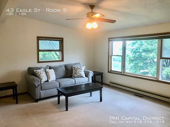 3rd image of 43 Eagle St Room 5