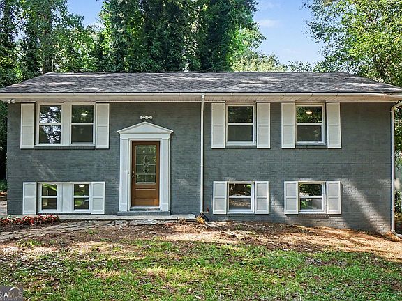 2nd image of 4123 Pilgrim Pl