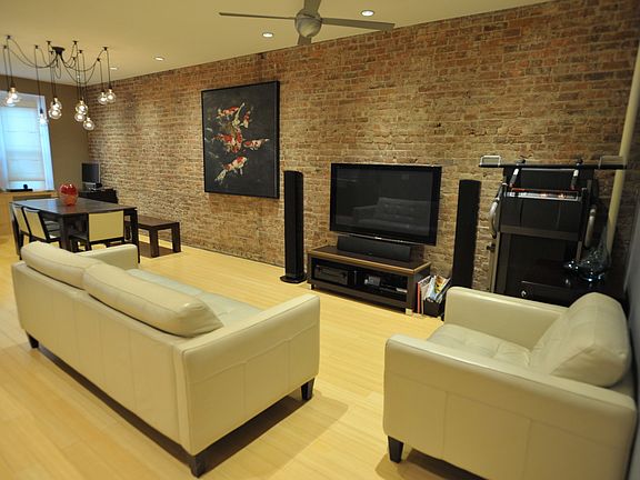 3rd image of 407 Irving Ave #2