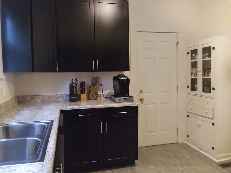 416 S Dunn St — Photo 17