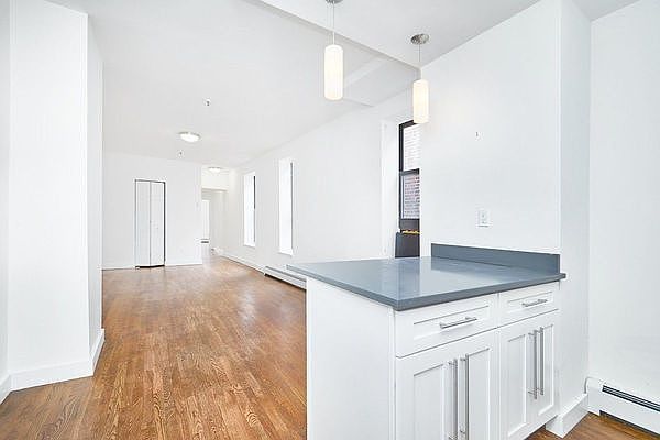 1st image of 315 W 113th St APT 6C