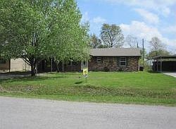 1st image of 195 Blueberry St