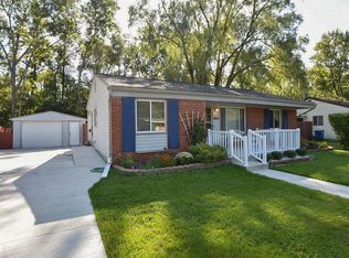 2645 Hampshire Rd, Ann Arbor, MI 48104