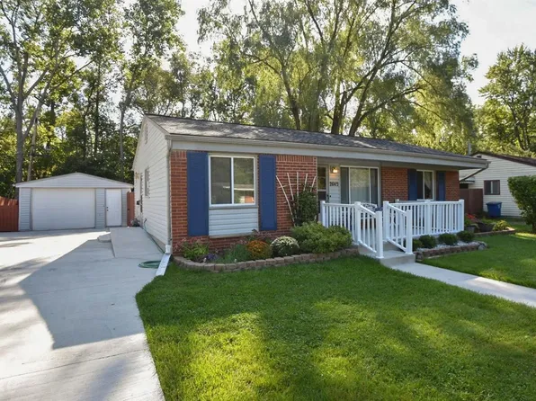 2645 Hampshire Rd, Ann Arbor, MI 48104