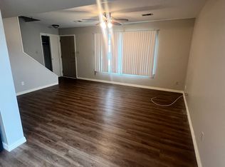 1113 Kentucky St #1, Valparaiso, IN 46383