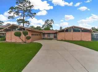 3030 Bayou Dr, La Porte, TX 77571