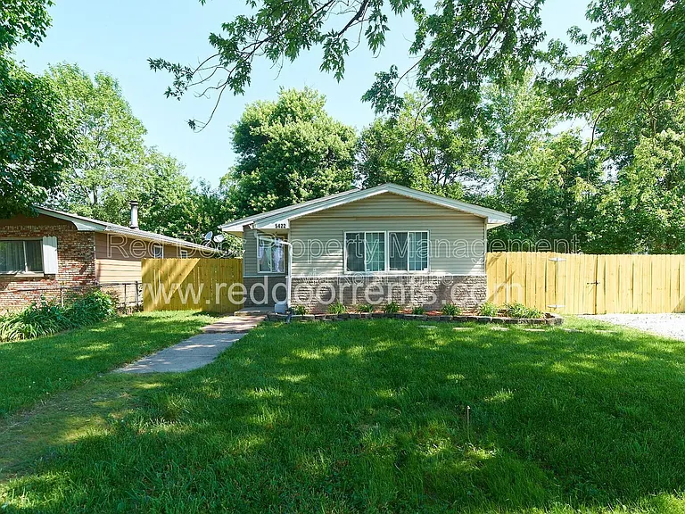 5422 Greenfield Ave — Photo 2