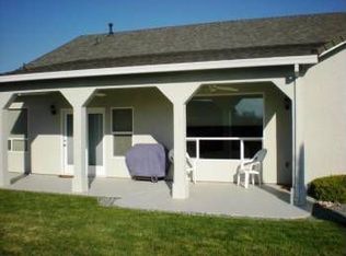 1111 Snowcap Trl, Redding, CA 96003