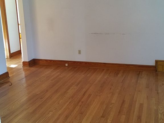 3rd image of 626 Washington Ave