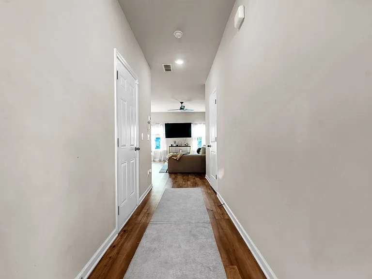 Chara Ln — Photo 8