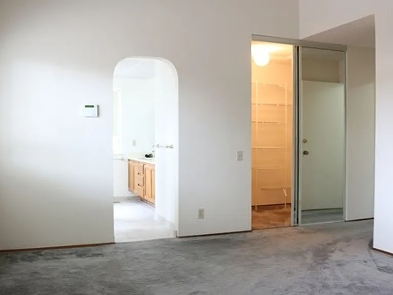 3591 Woodley Dr — Photo 22