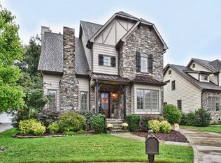 929 Mason Oaks Ct, Charlotte, NC 28211