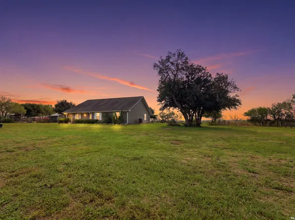 3078 State Highway 239, Kenedy, TX 78119