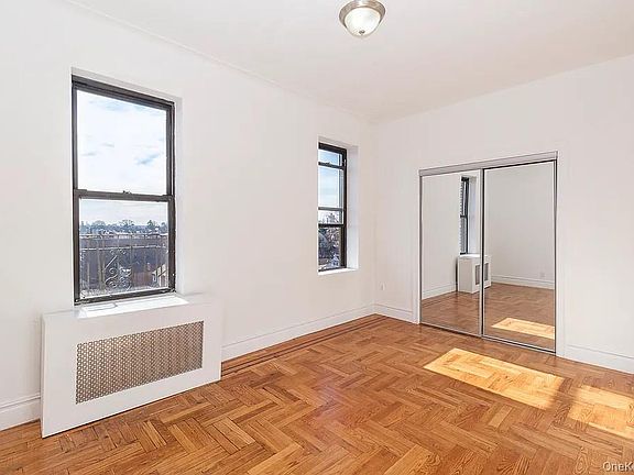 5th image of 155-17 Sanford Avenue #6A
