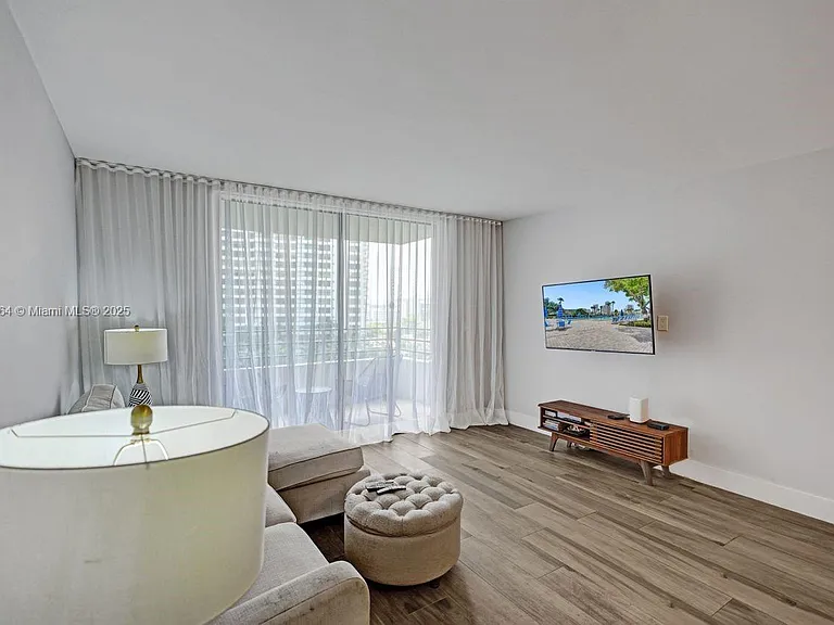 600 Three Islands Blvd — Photo 6