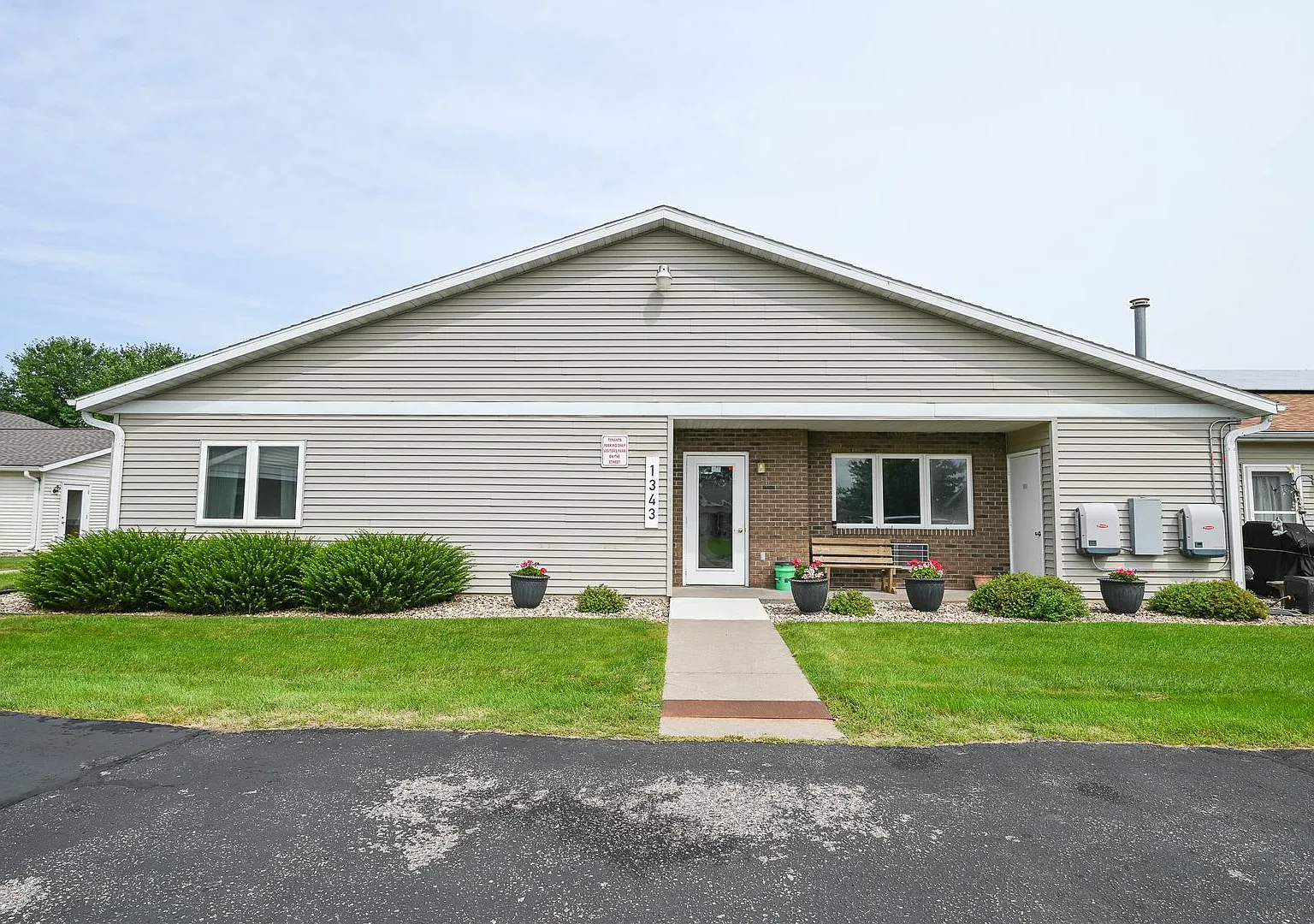 2 Bed / 1 Bath + Garage at Gateway Community Garden Apartments — Photo 1