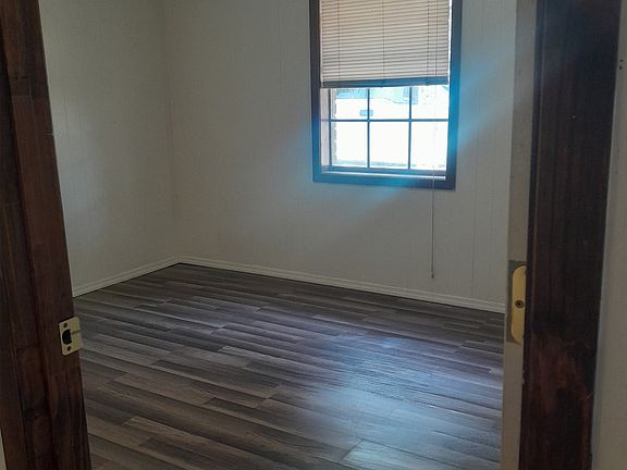 4th image of 1721 George Dr