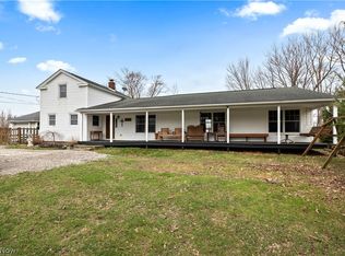 6635 Lake Ave, Elyria, OH 44035