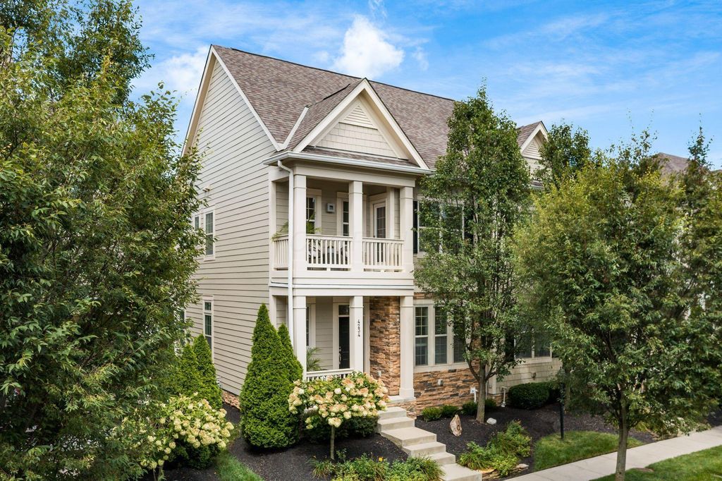 Real estate listing image
