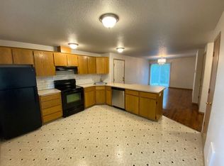 5102 SE 118th Ave APT 2, Portland, OR 97266