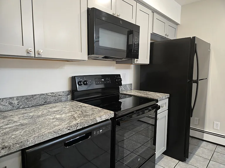 88 Boulevard #109 — Photo 4