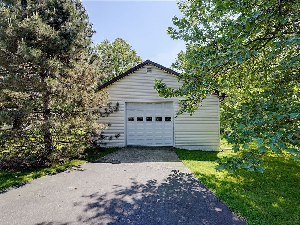 1st image of 610 Webster Rd Lot 41